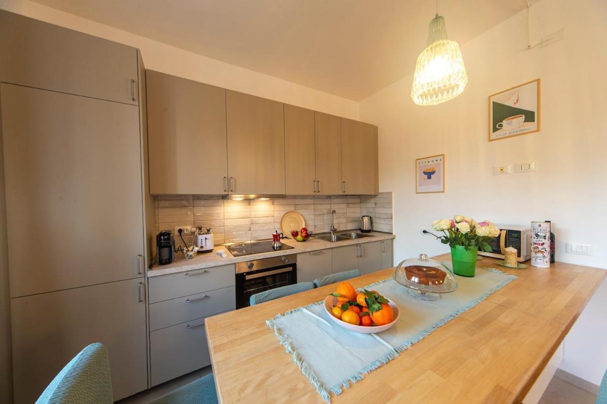 4 Cantoni, Cosy In Monti District Apartment Rom