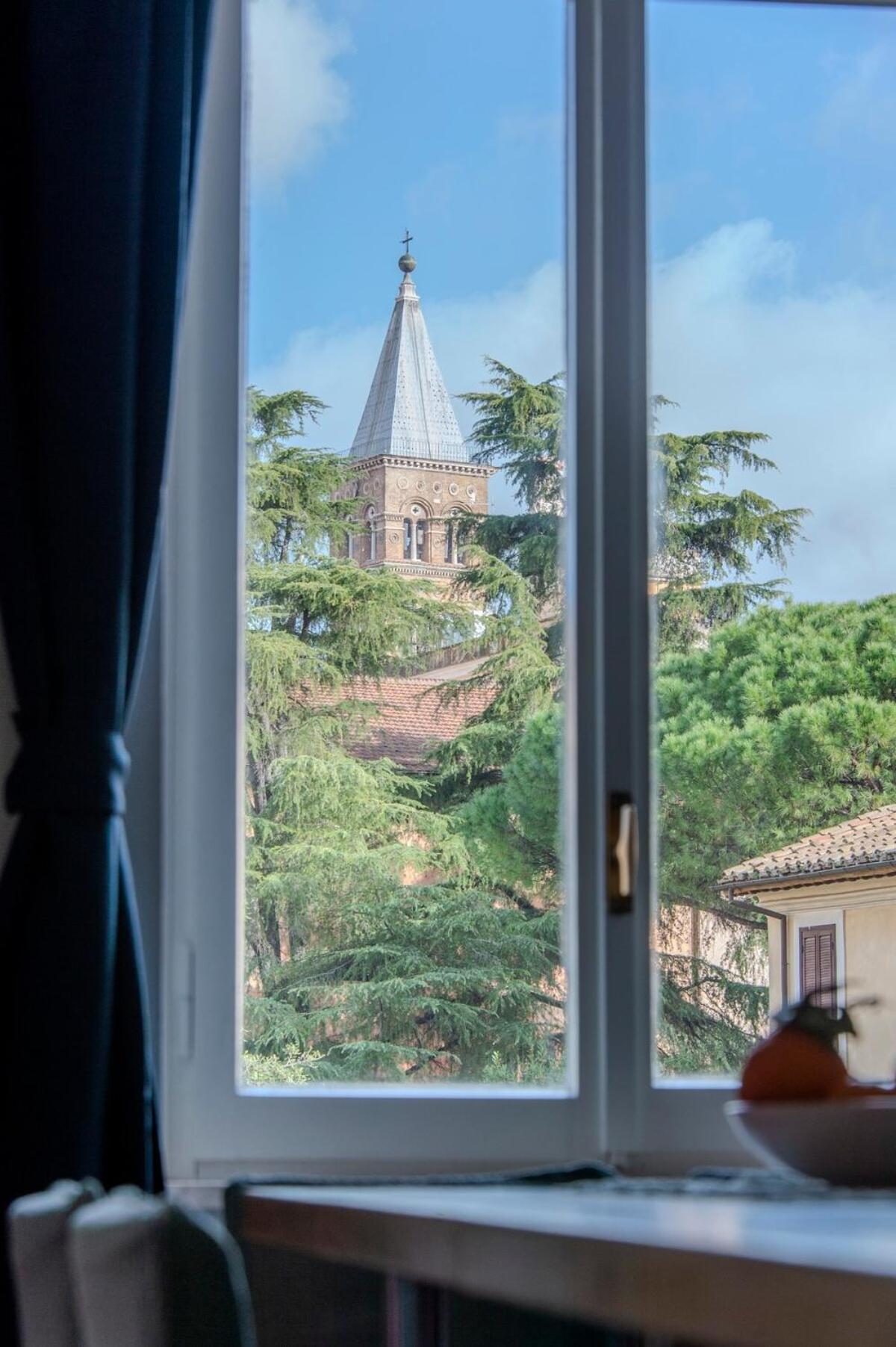 4 Cantoni, Cosy In Monti District * Rom