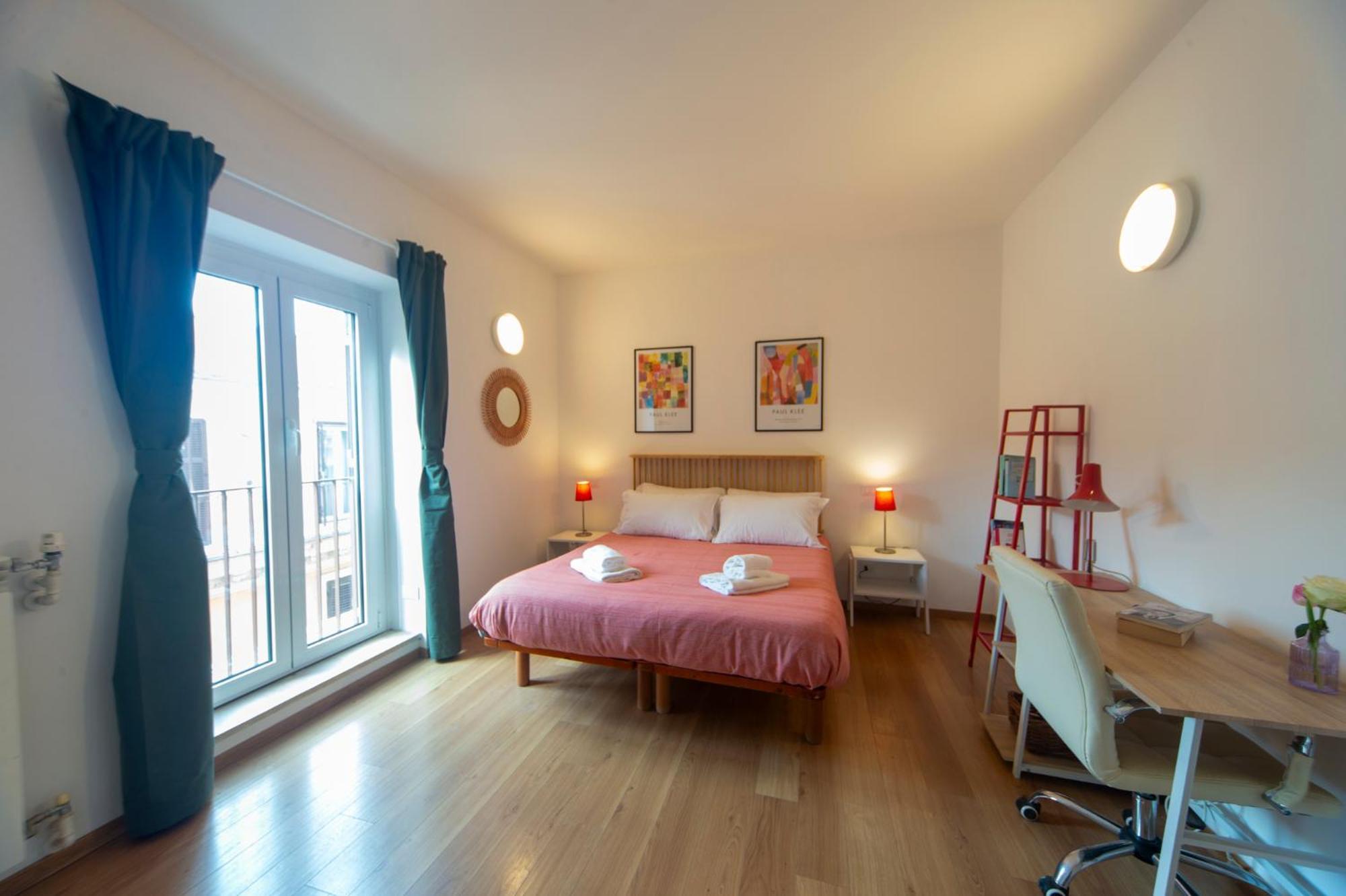 4 Cantoni, Cosy In Monti District * Rom